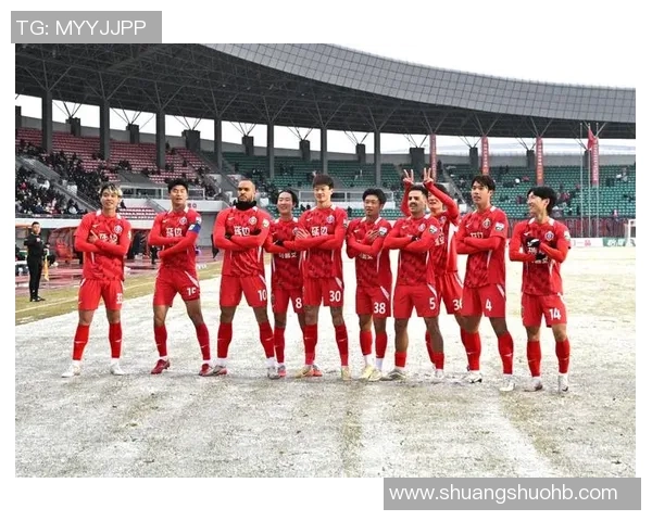 球星们的自拍瞬间:足球场上不为人知的另一面 球星们的自拍瞬间:足球场上不为人知的另一面